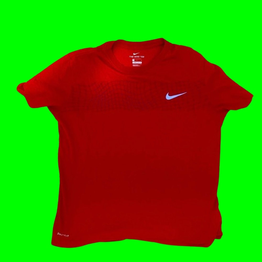 NIKE TEE